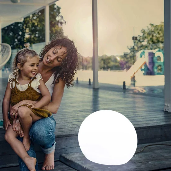 LÁMPARA EXTERIOR ESFÉRICA BULY 50 CABLE LUZ FRÍA 2