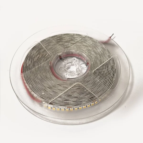 TIRA LED 24Wx5 24V DC 240 LED 4000K TIRA LED 24Wx5 24V DC 240 LED 4000K