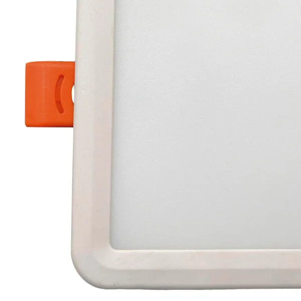 DOWNLIGHT LED CUADRADO 6W 4000K PINZA REGULABLE