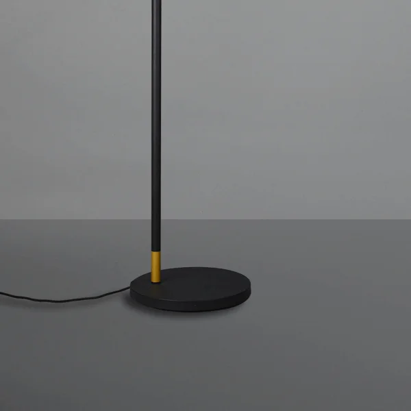 LÁMPARA DE PIE METAL NEGRO E27 OLENA