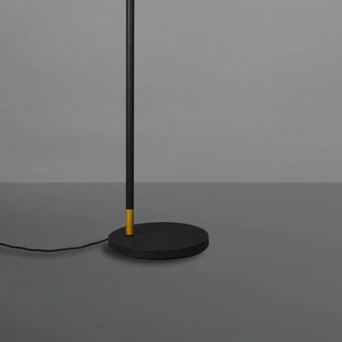 LÁMPARA DE PIE METAL NEGRO E27 OLENA