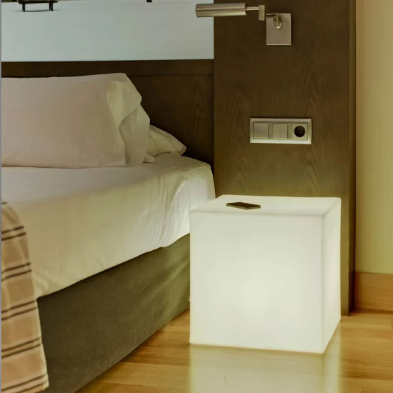 LÁMPARA EXTERIOR CUBY 45 CABLE LUZ FRÍA 2