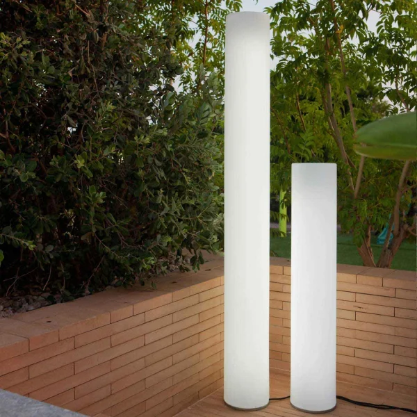 LÁMPARA DE PIE EXTERIOR FITY 160 CABLE LUZ FRÍA LÁMPARA DE PIE EXTERIOR FITY 160 CABLE LUZ FRÍA