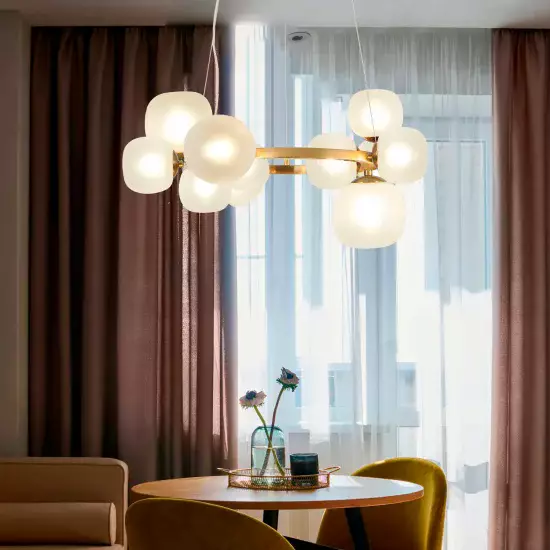 LÁMPARA DE TECHO 11 LUCES HIERRO DORADO TULIPA BLANCA NICOLETTA
