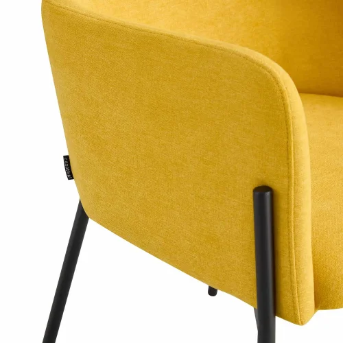 SILLÓN TAPIZADO MOSTAZA COSMO