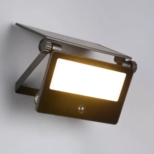 APLIQUE EXTERIOR SOLAR 18W 3000K-6000K C/SENSOR BASCULANTE IP54 MUSCARI