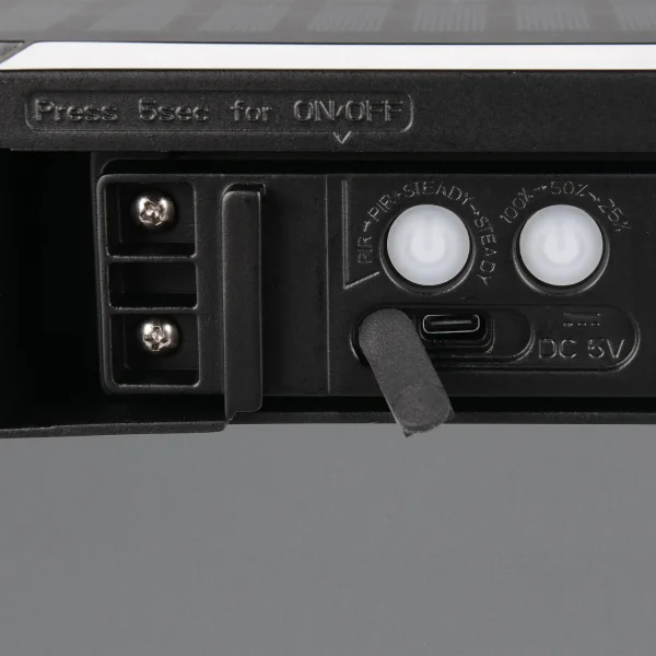 APLIQUE EXTERIOR SOLAR HÍBRIDO 6W 4000K C/SENSOR IP44 NEGRO BEGA