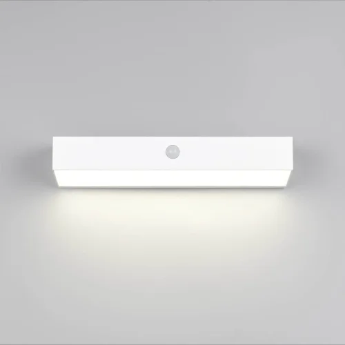 APLIQUE EXTERIOR SOLAR HÍBRIDO 6W 4000K C/SENSOR IP44 BLANCO SUNDEW