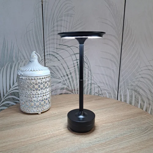 LÁMPARA DE MESA LED RECARGABLE INALÁMBRICA 213LM NEGRA IP44 ESTIVA