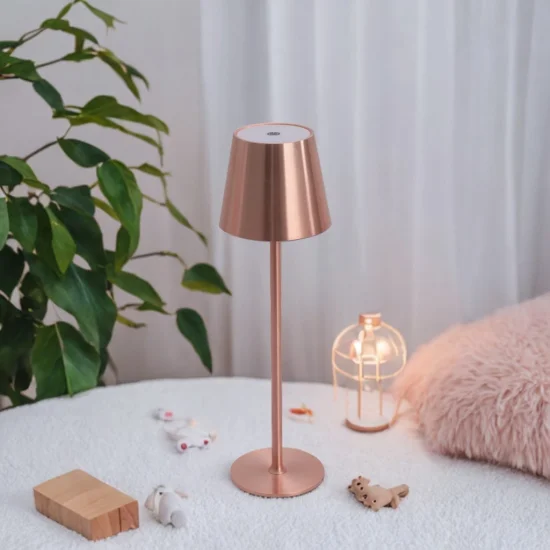 LÁMPARA DE MESA LED RECARGABLE INALÁMBRICA 229LM ORO ROSA IP44 SIRANA