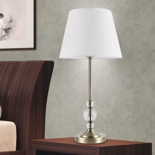 LÁMPARA DE MESA EN METAL CUERO E27 KAELIS